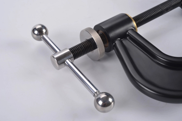 rockwell-hardness-test-equipment